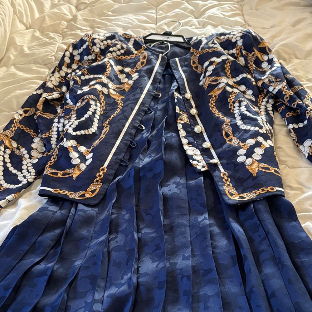 Adrianna Papell Navy and Gold Floral Blouse
